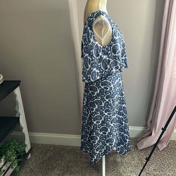 NWT Banana Republic Dress(size 10) - Picture 5 of 9